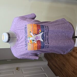 NWT XL Aunticorn Awesome AUNT tee